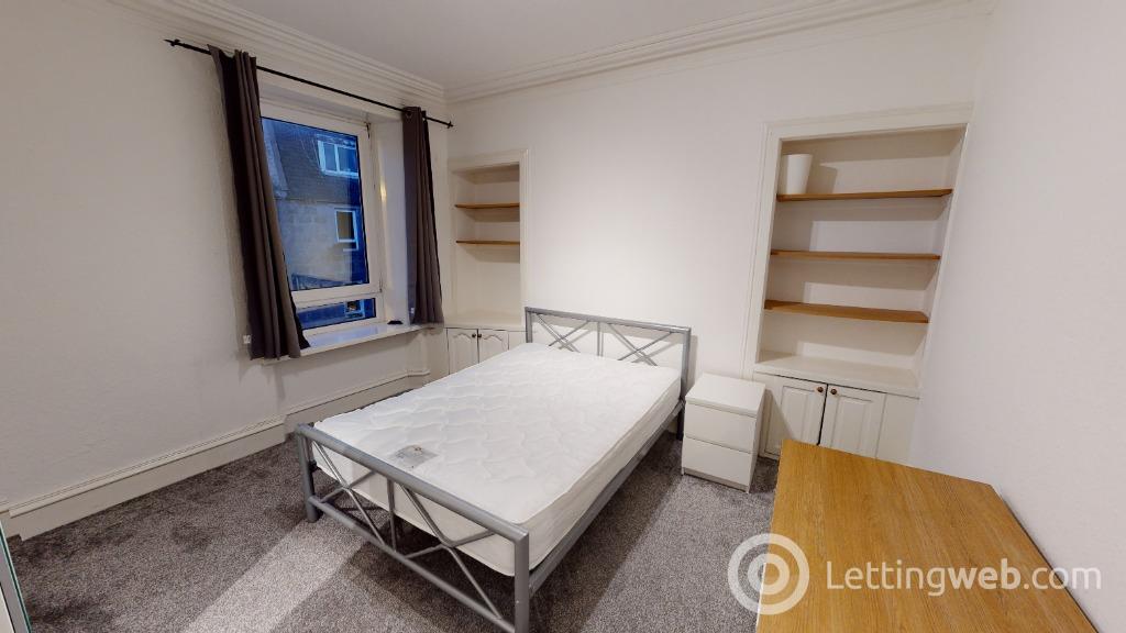 Room Urquhart Road in Aberdeen City