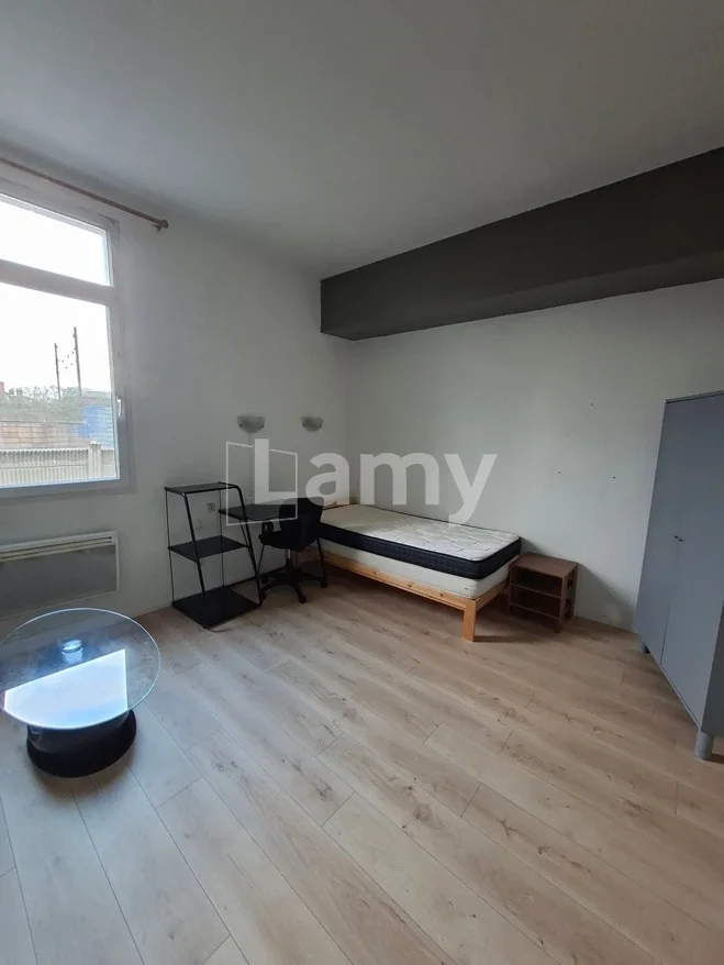 Flat Voie Rapide Urbaine in Lille