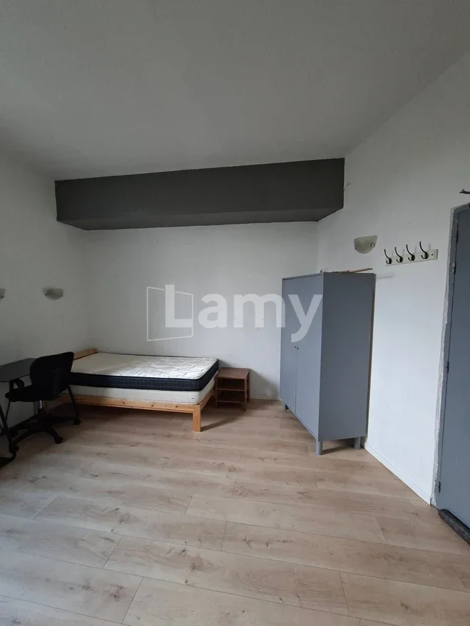 Flat Voie Rapide Urbaine in Lille