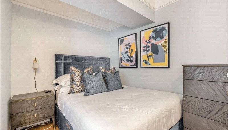 Flat Fulham Road in Greater London