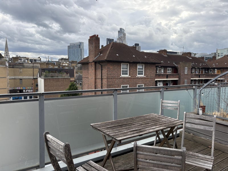 Room Eagle Works in Greater London