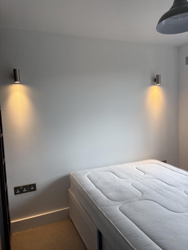 Room Eagle Works in Greater London