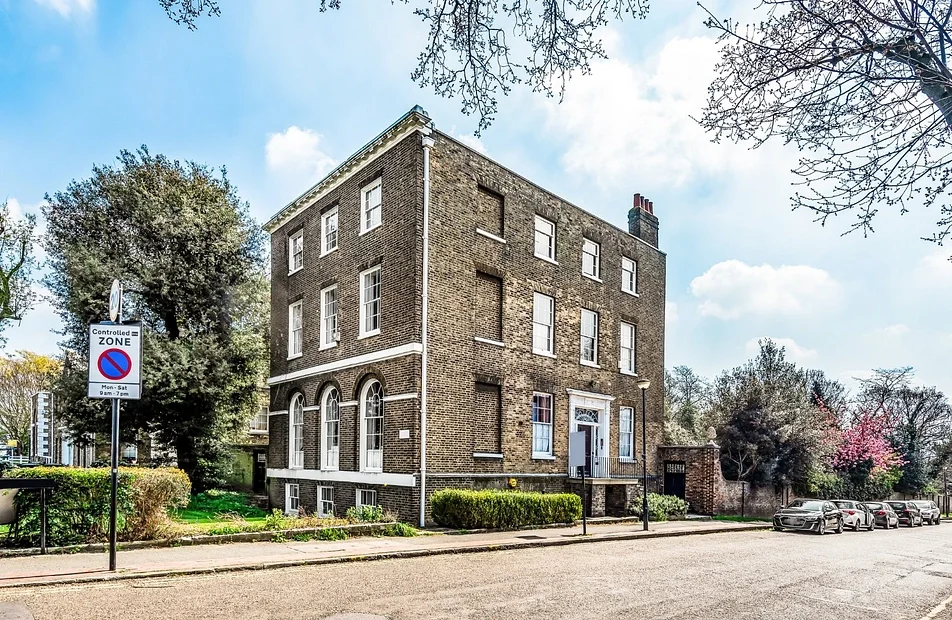 Flat The Paragon in Greater London