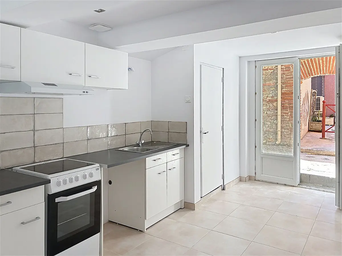 House Rue del Vidre in Baho