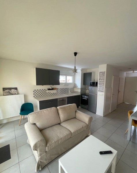 House Rue des Treilles in Libourne
