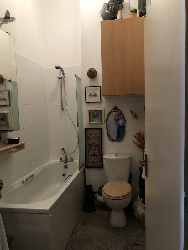 Room High Street in Greater London
