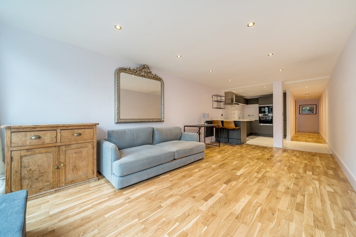 Flat Collington Street in Greater London
