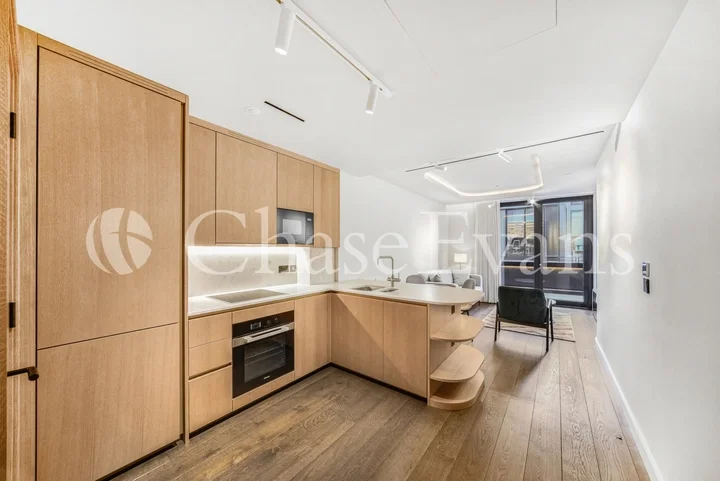 Flat Fareham Street in City of Westminster