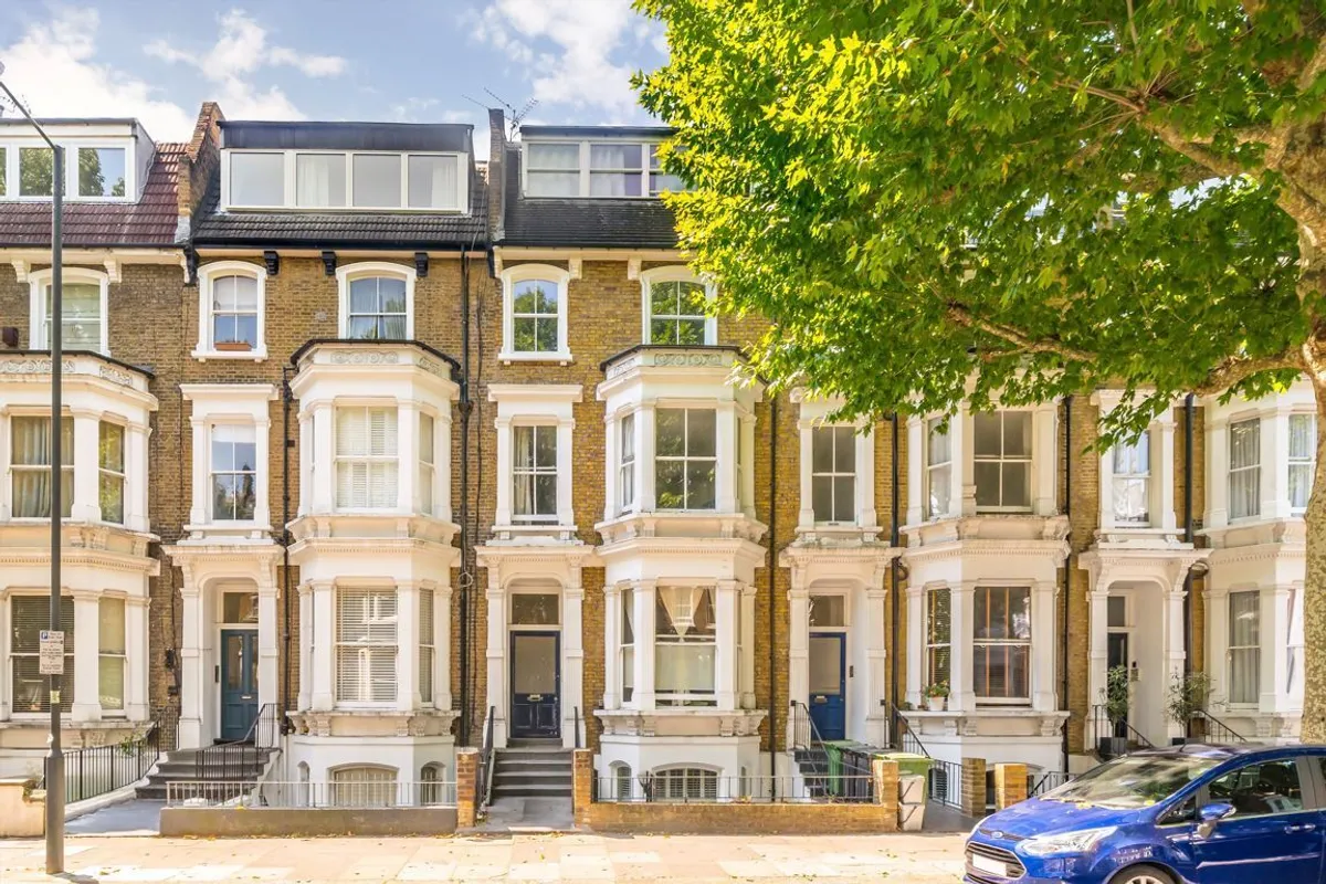 Flat Hammersmith Grove in Greater London