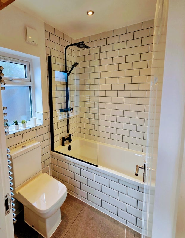 Room Danbrook Road in Greater London