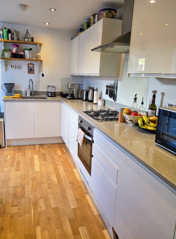 Room Danbrook Road in Greater London
