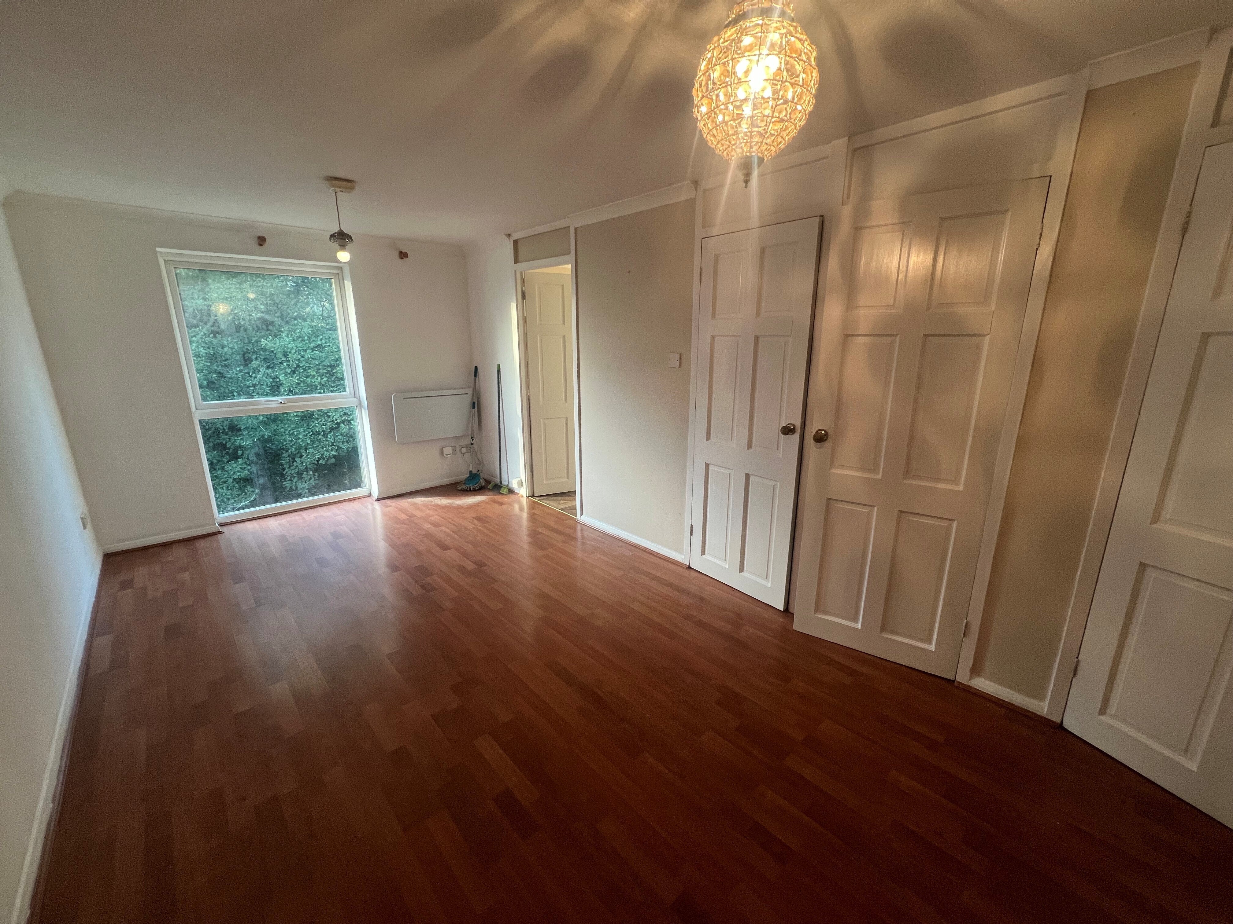 Flat Brackendale in Hastings