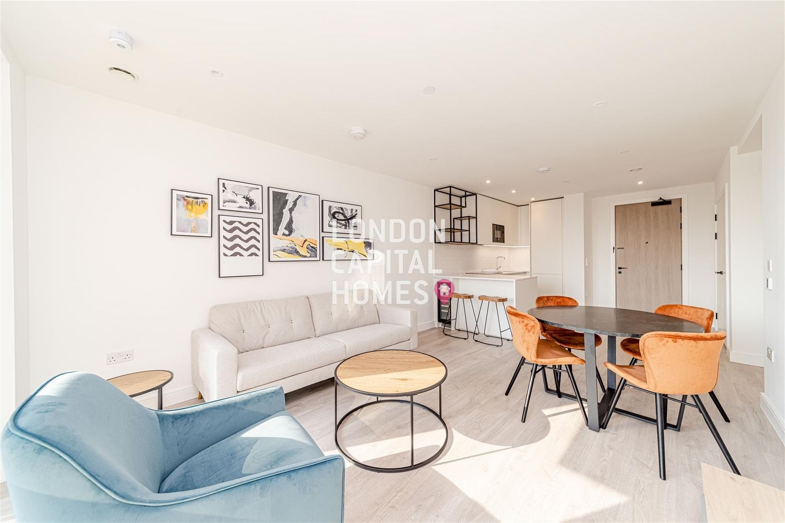 Flat Felix Road in London