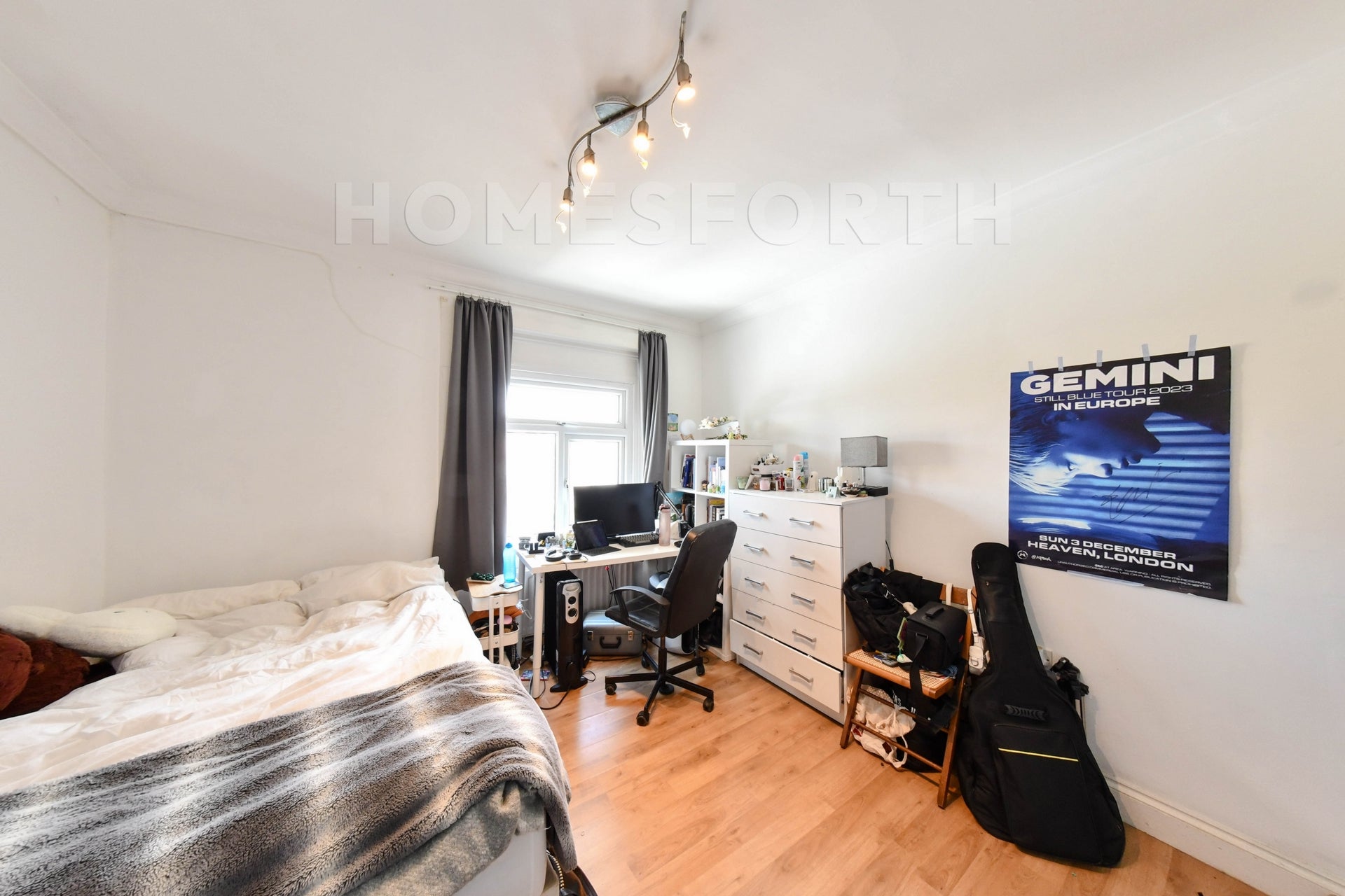Flat Haverstock Hill in Greater London