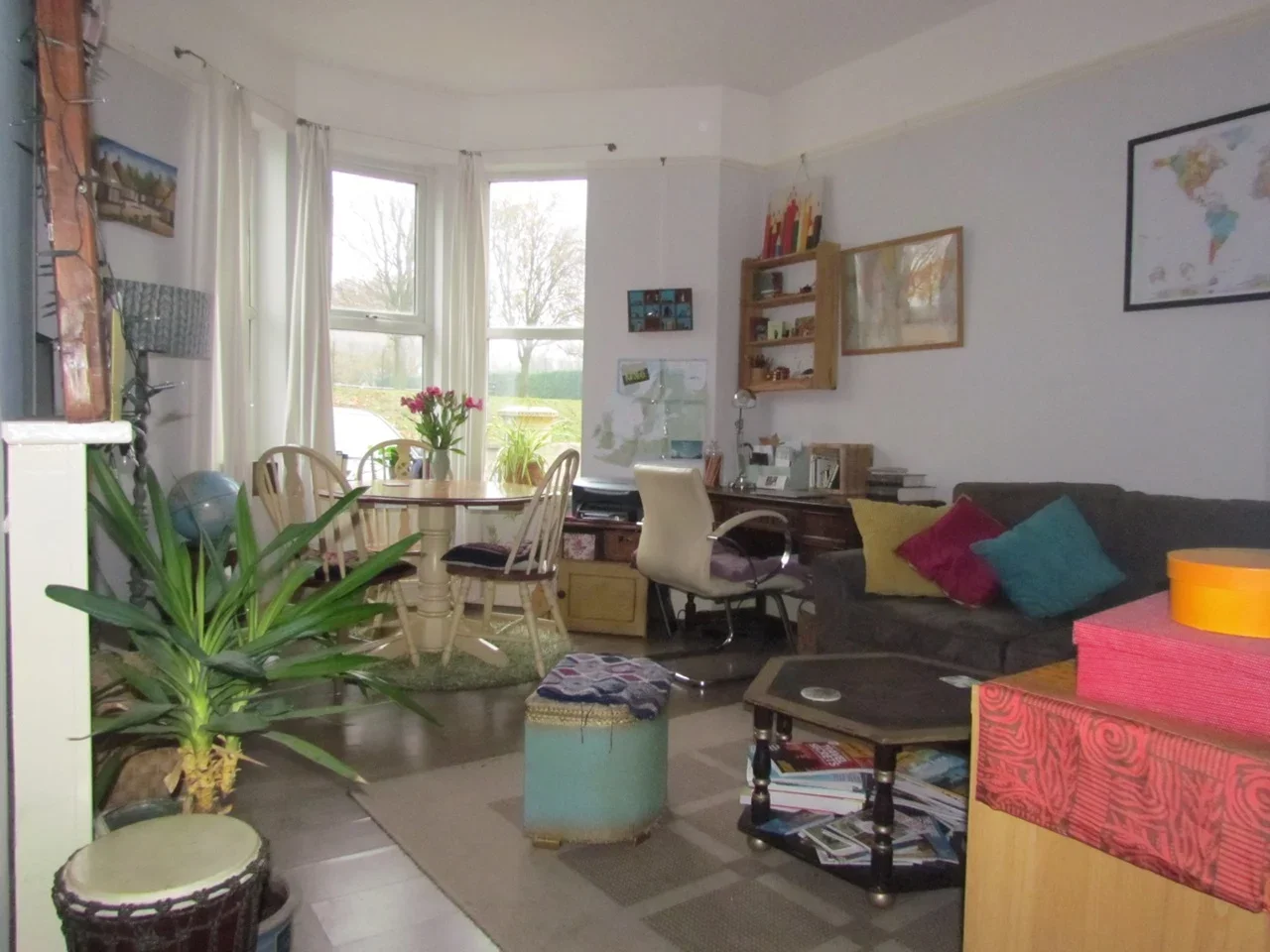 Flat Fishponds Road in Bristol