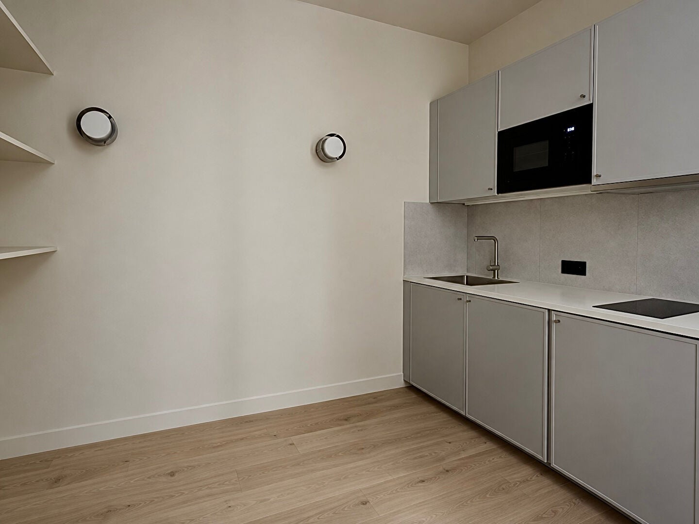 Flat Rue Pierre Semard in Paris