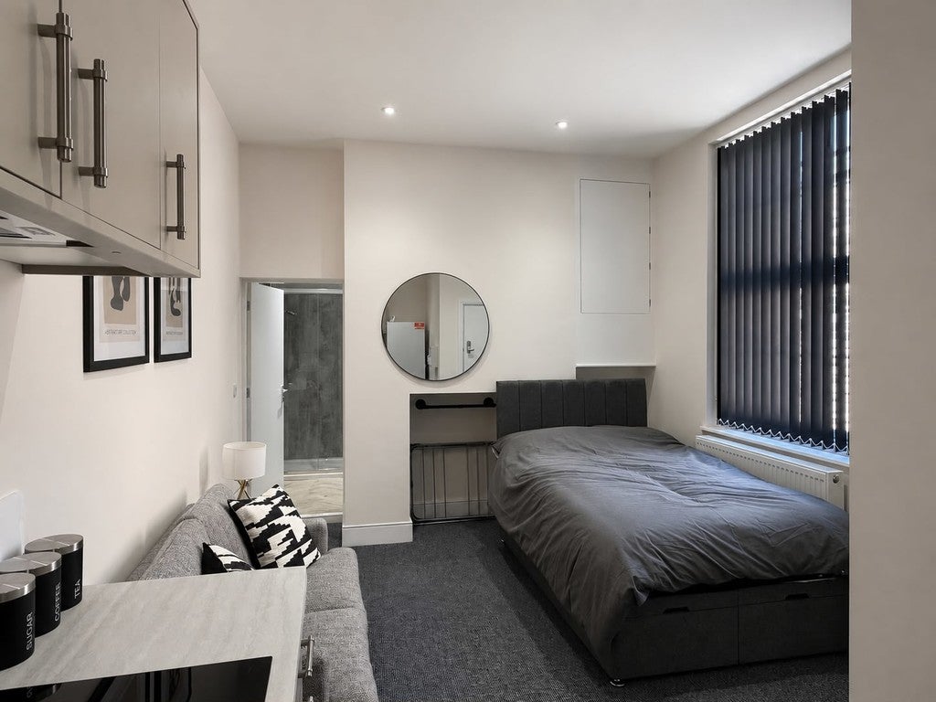 Flat Bluecoat Close in Nottingham