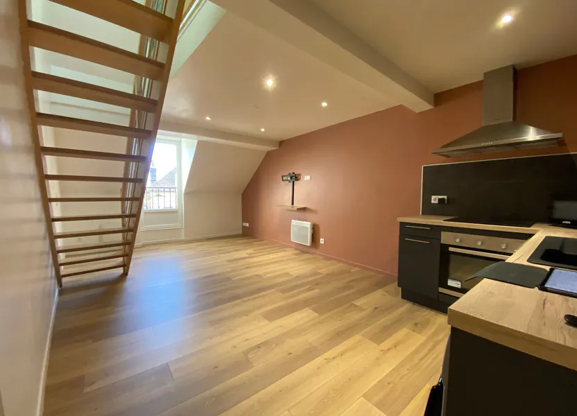 Flat Rue Édouard Isambard in Pacy-sur-Eure