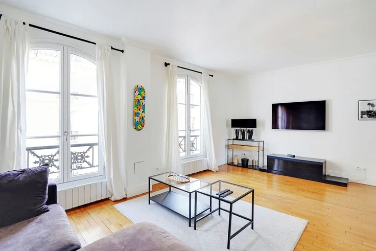 Flat Rue Descombes in Paris