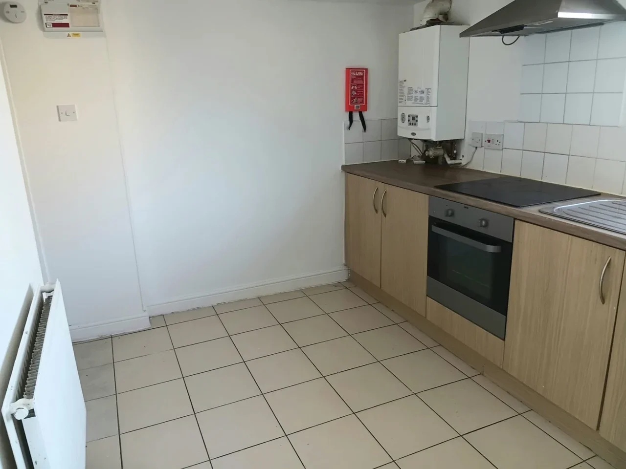 Flat Roslyn Road in Greater London