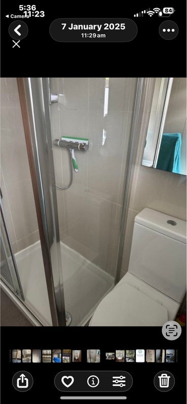 Room Cobham Close in Greater London