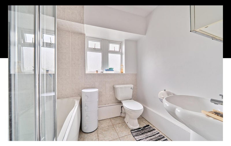 Flat Logan Road in Greater London