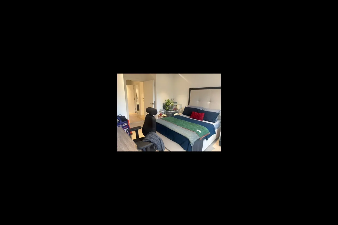 Room Central Avenue in Greater London