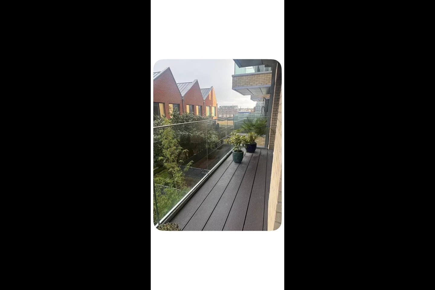 Room Central Avenue in Greater London