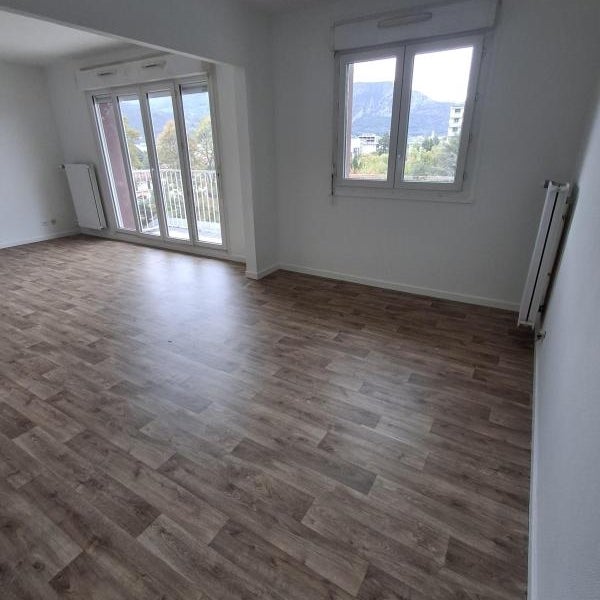 Flat Rue Jules Guesde in Fontaine