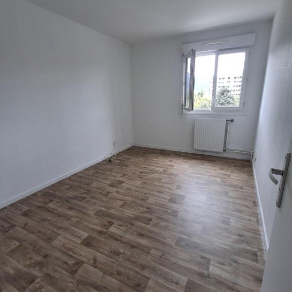 Flat Rue Jules Guesde in Fontaine