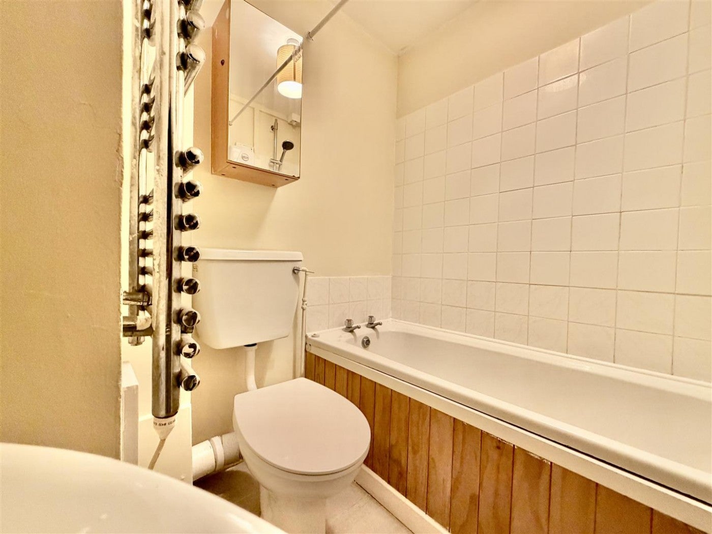 Flat Burket Close in Greater London