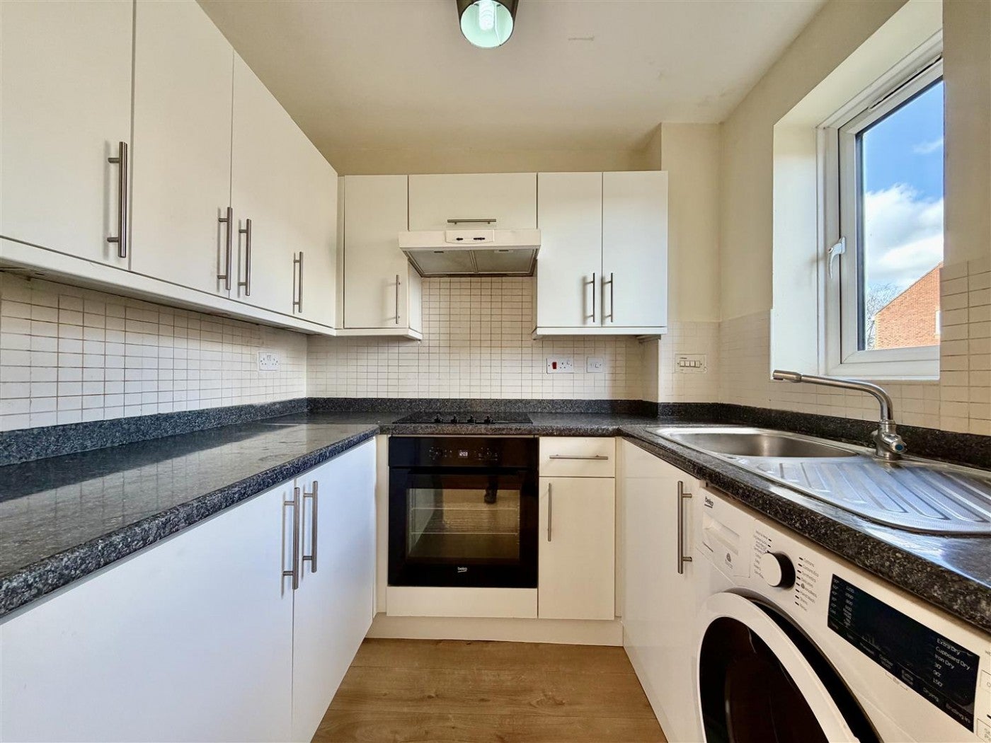 Flat Burket Close in Greater London