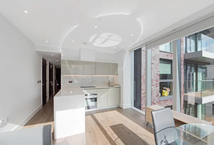 Flat Bridle Mews in Greater London
