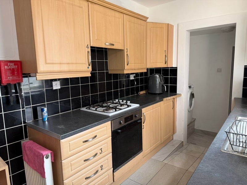 Room Station Road in Wakefield