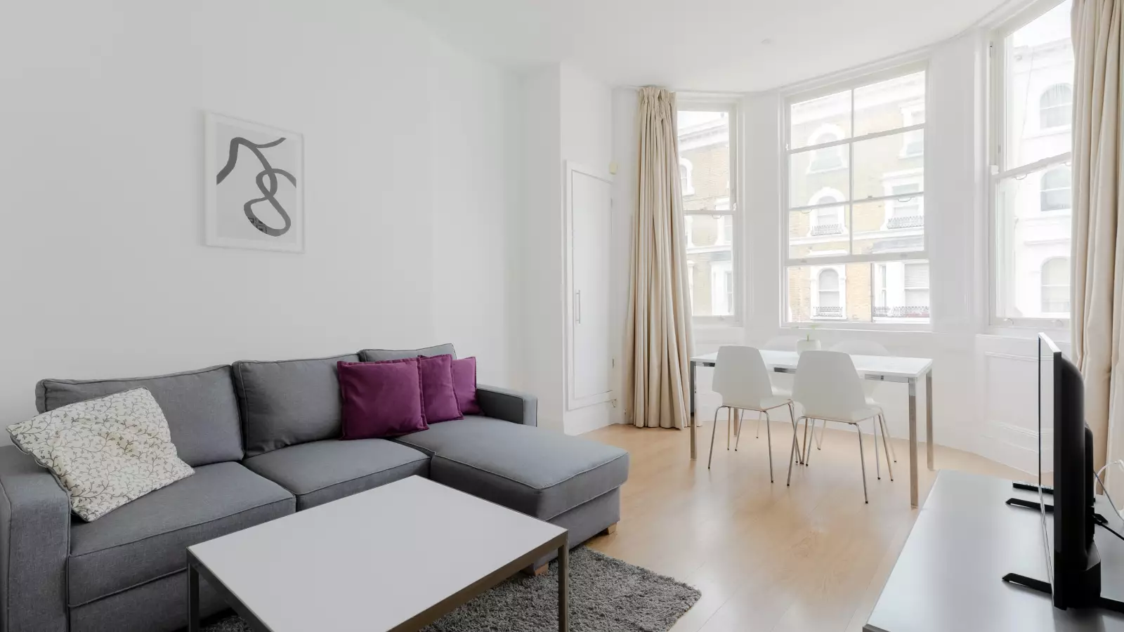 Flat Nevern Place in Greater London