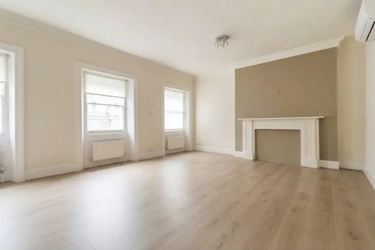 Flat Lancaster Gate in City of Westminster