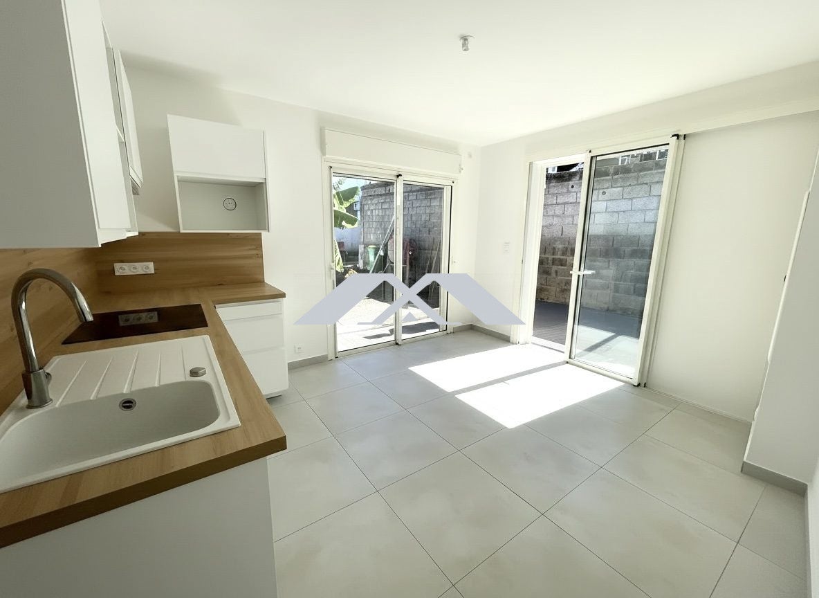 Appartement N 3 à Saint-Pierre