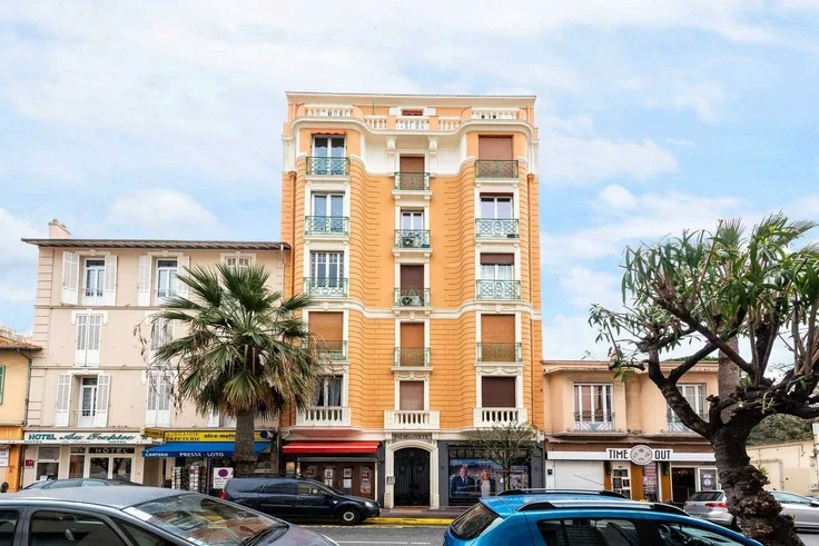 Appartement Avenue Amiral Courbet à Antibes