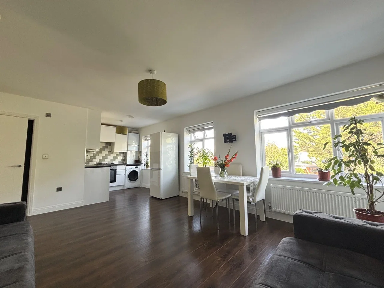 Flat New Road in Greater London