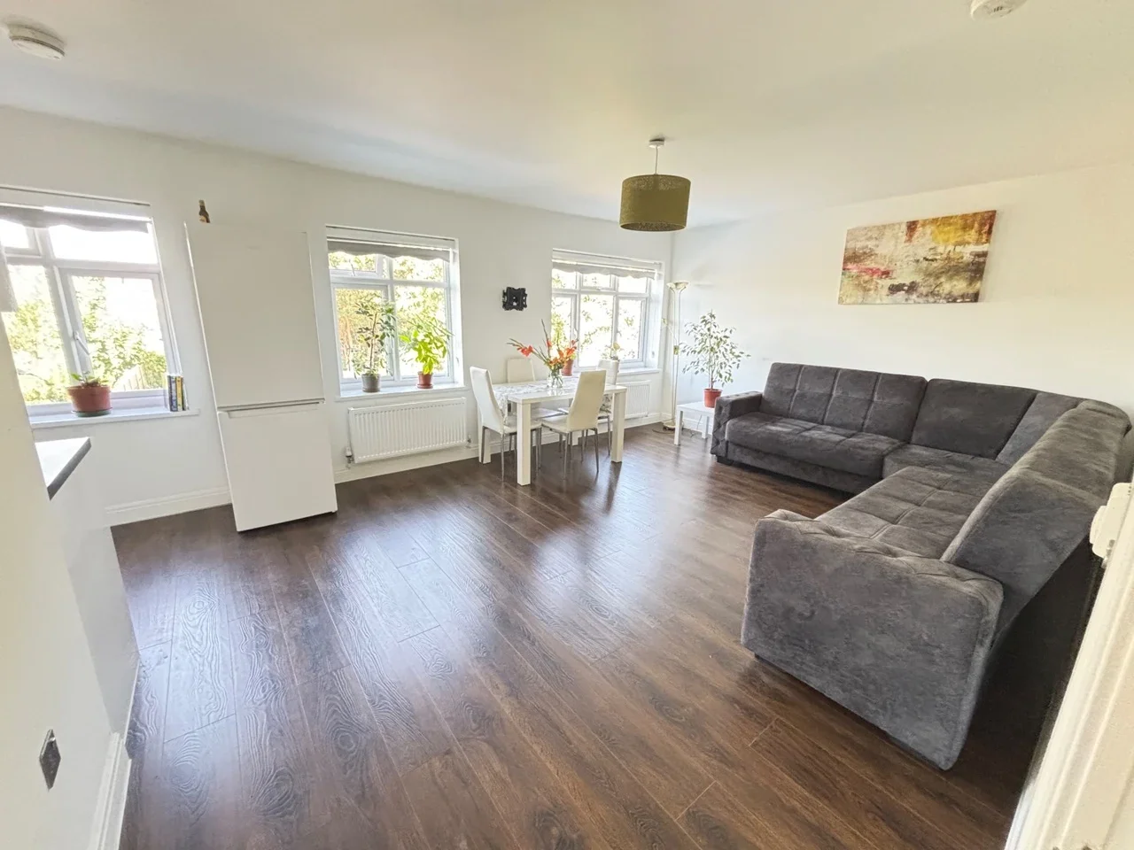 Flat New Road in Greater London