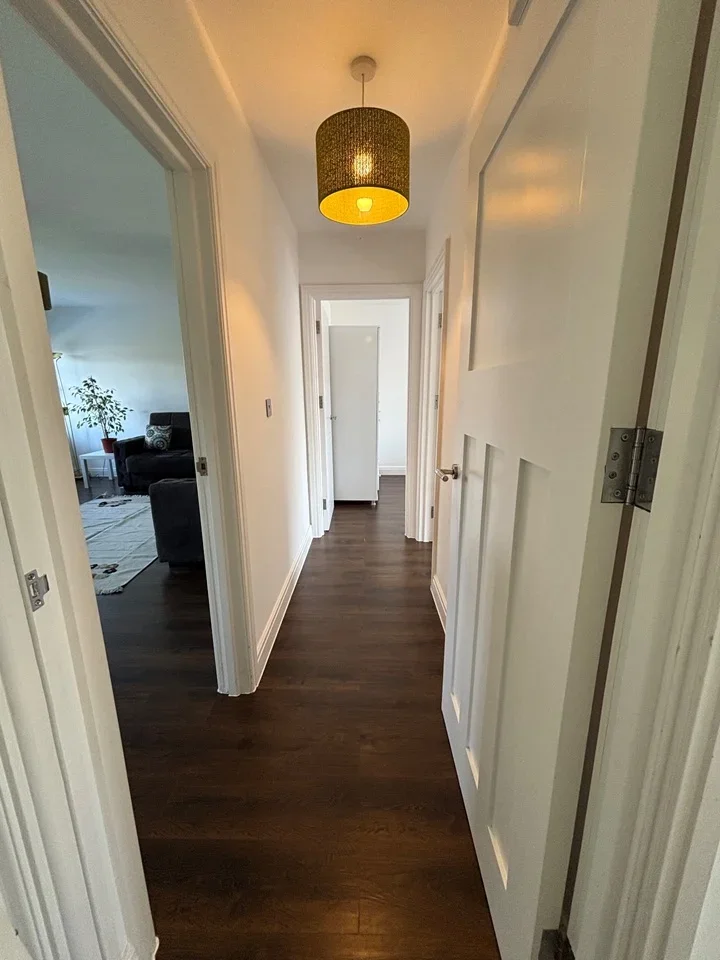 Flat New Road in Greater London