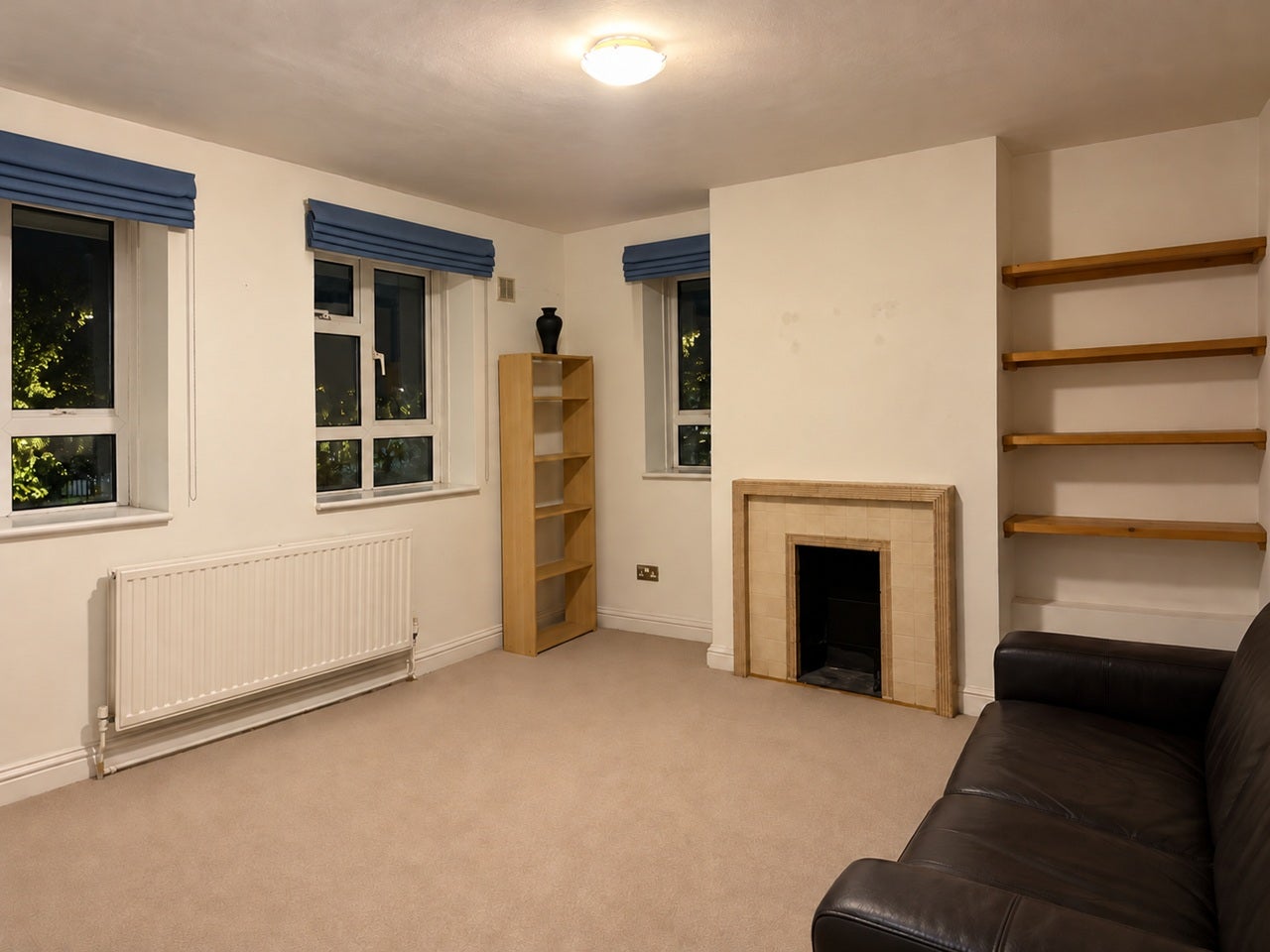 Flat Acacia Grove in Greater London