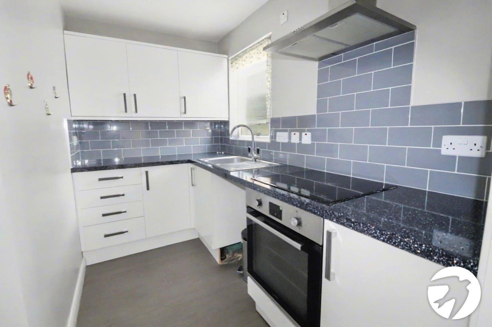 Flat Wyatt Road in Greater London