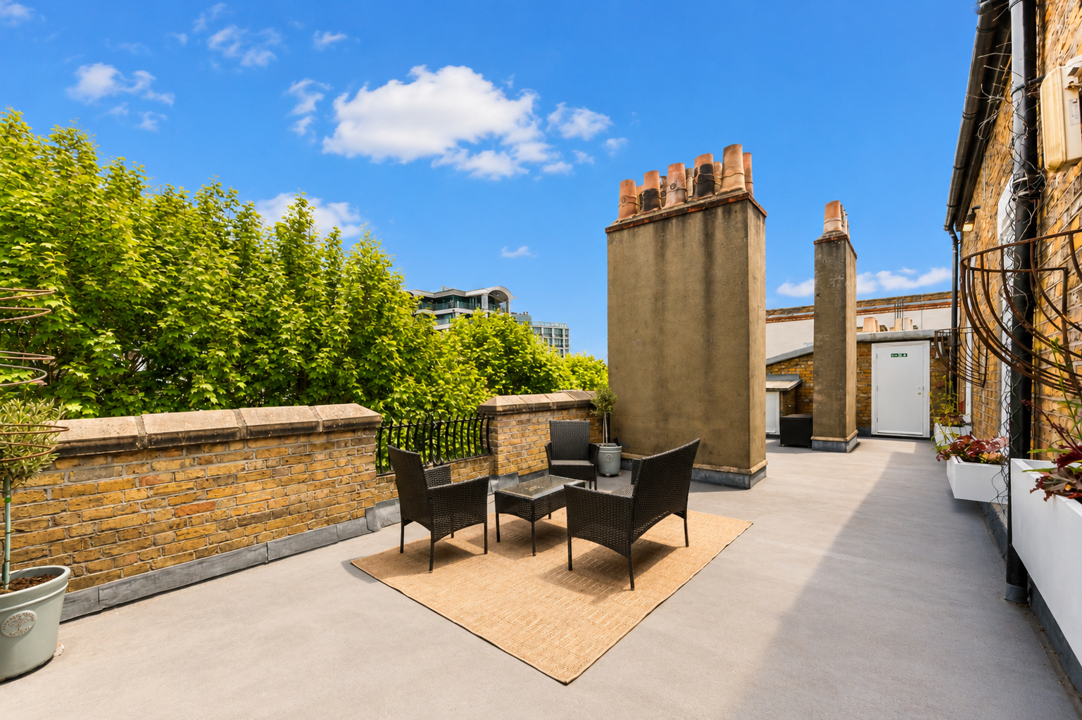 Flat Avonmore Road in Greater London