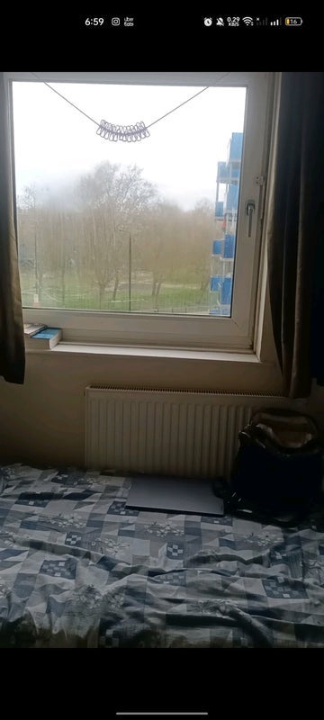Room Burdett Road in Greater London