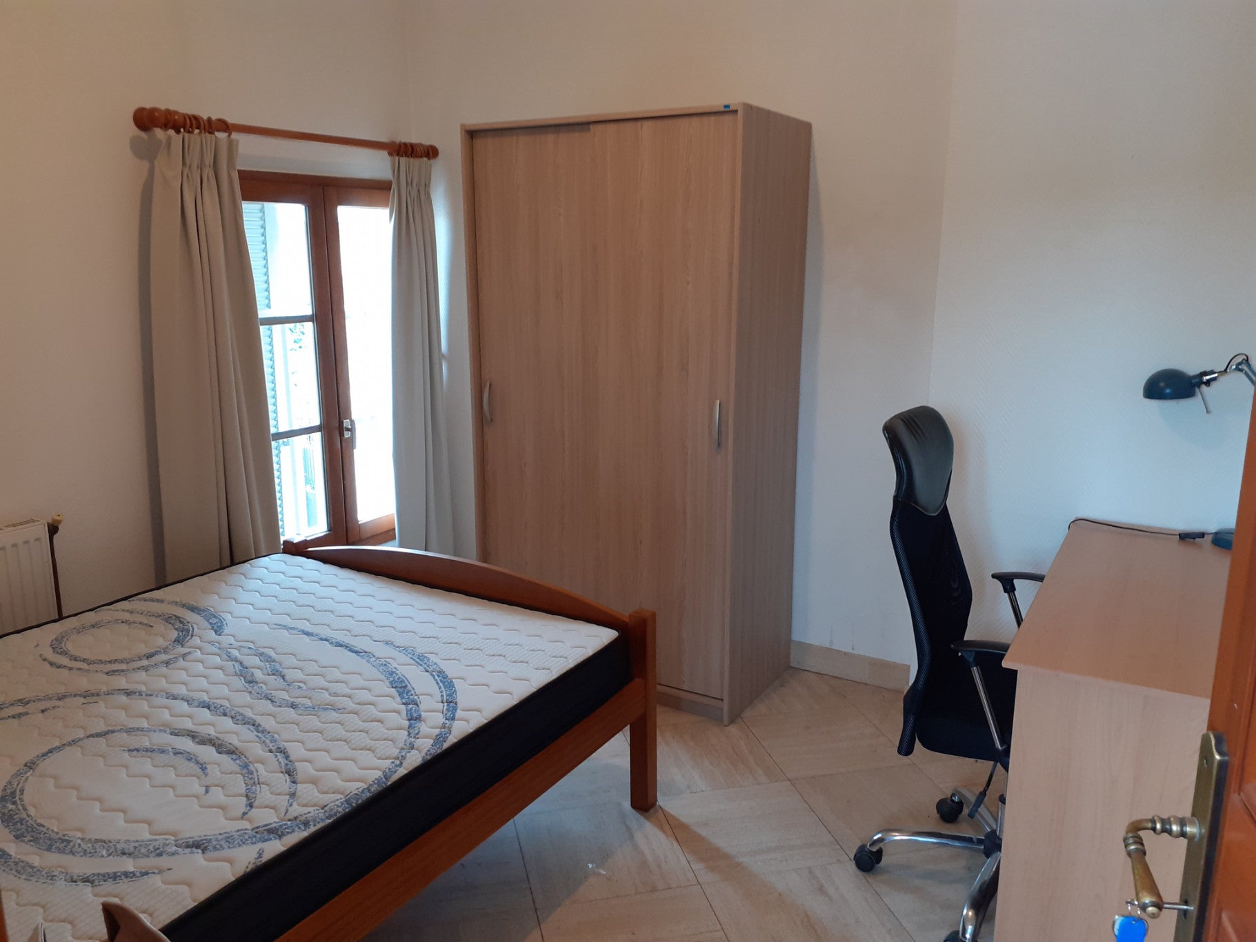 Flat Rue Charles de Gaulle in Bures-sur-Yvette