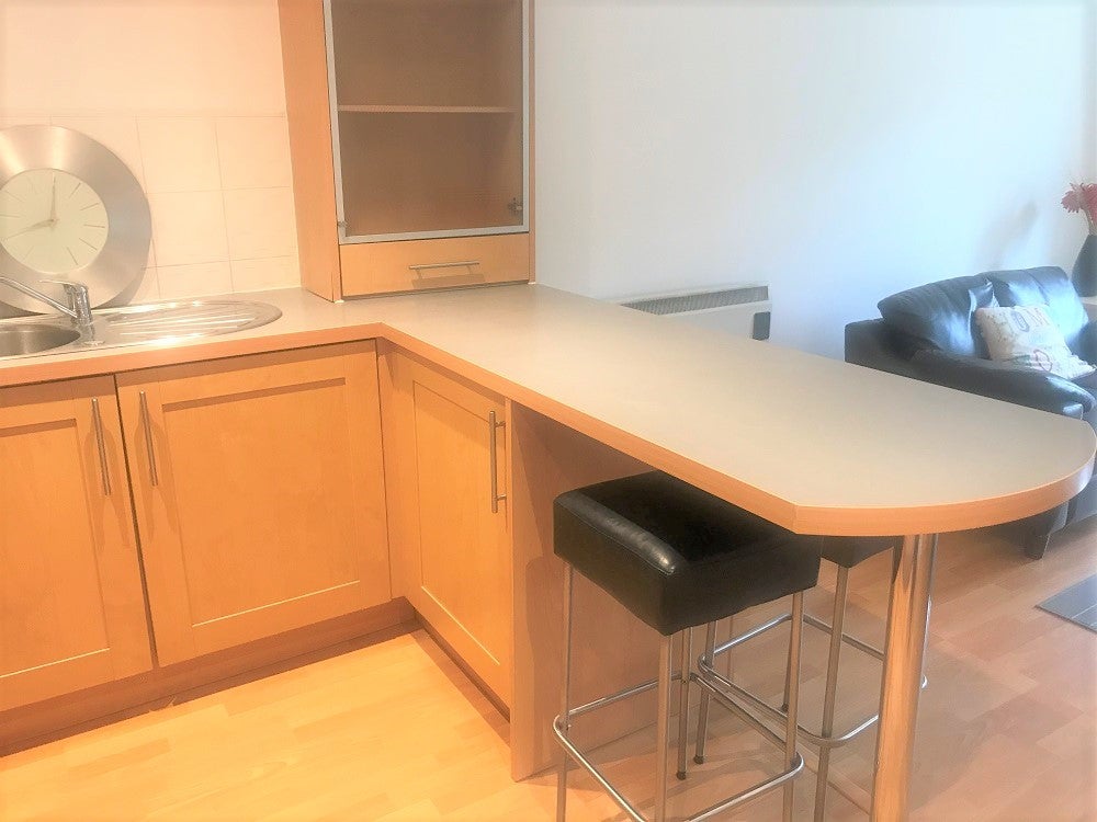 Flat Brackenhurst Place in Leeds
