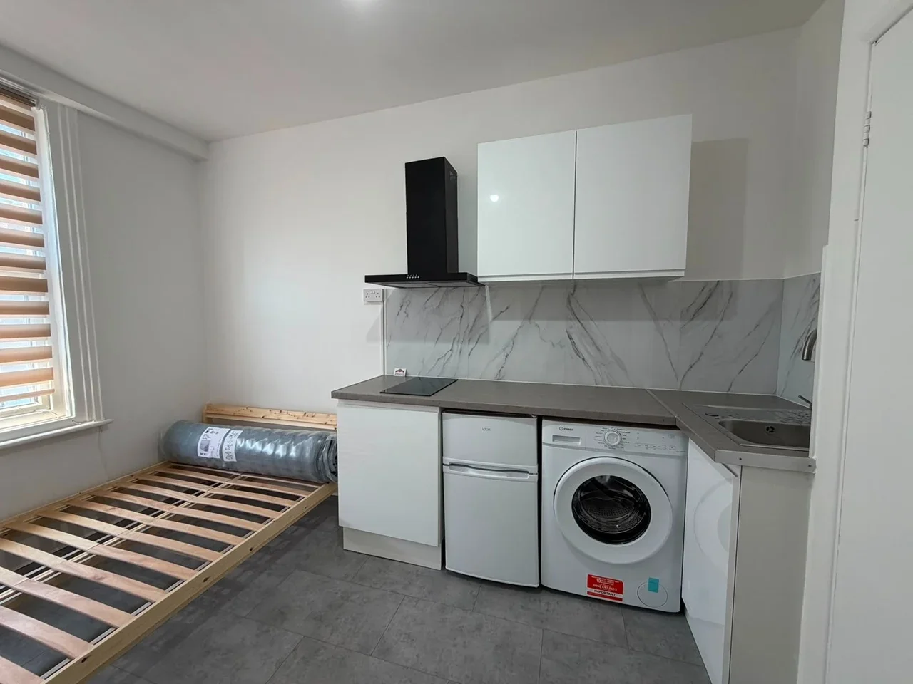 Flat Kilburn High Road in Greater London