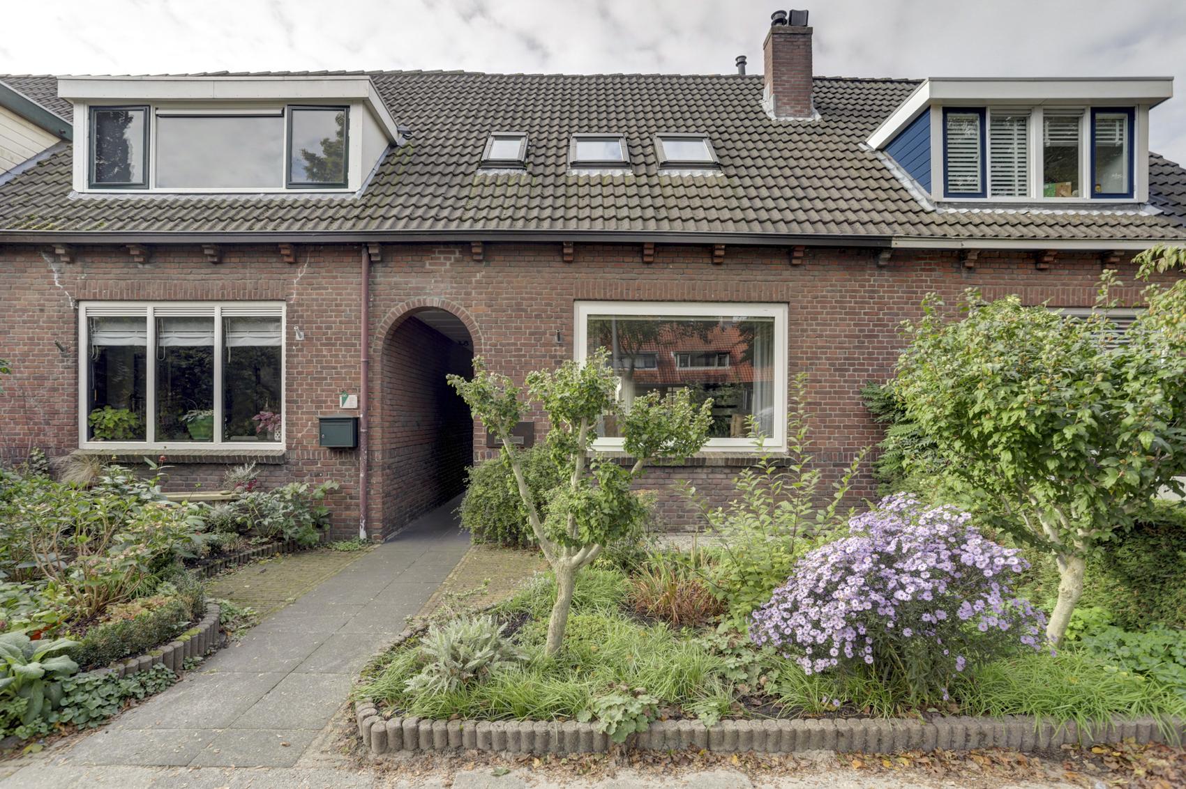 Huis Julianalaan 64 in Bergschenhoek