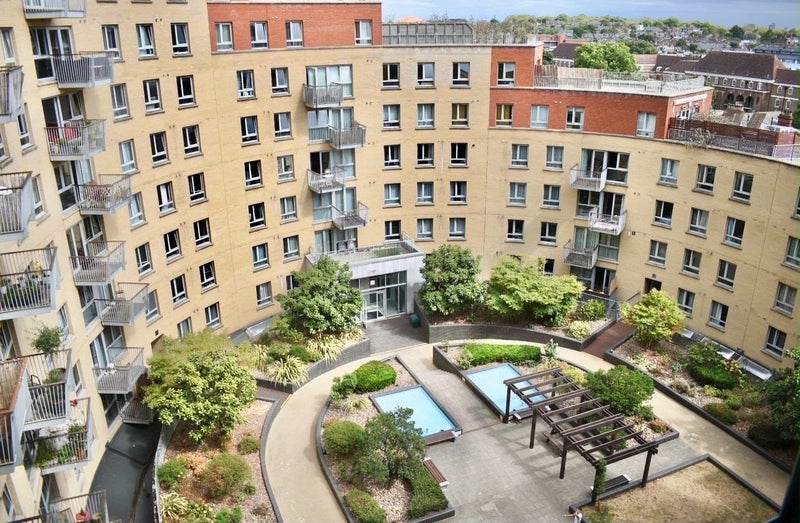 Room Eden Grove in Greater London